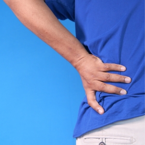 Chronische Rückenschmerzen – naturheilkundliche Unterstützung bei anhaltenden Beschwerden im Bewegungsapparat.